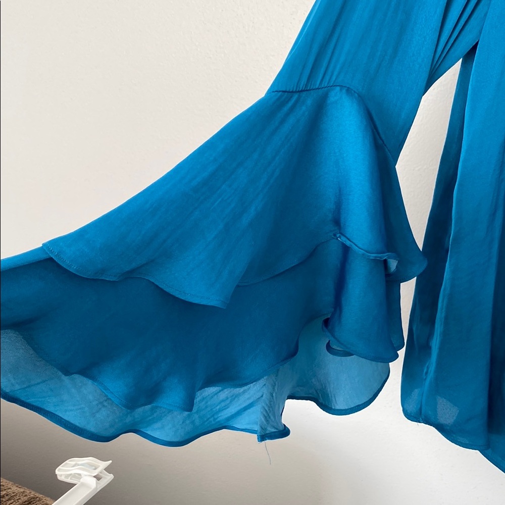 Elegant Deep Turquoise Women's Top - Picture 2 of 4